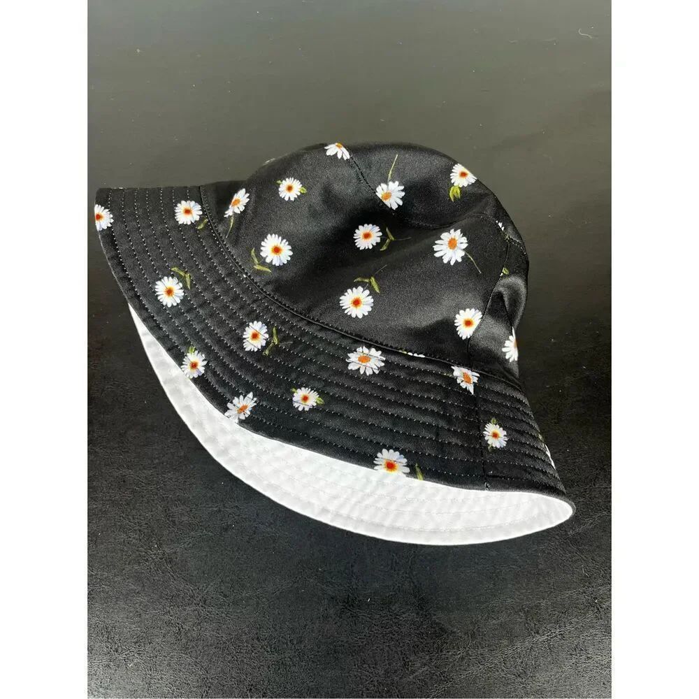Alice & Olivia floral reversible bucket hat